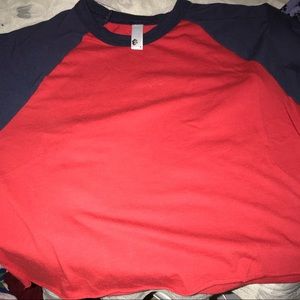 Unisex 3/4 sleeve crop shrt brand new condition